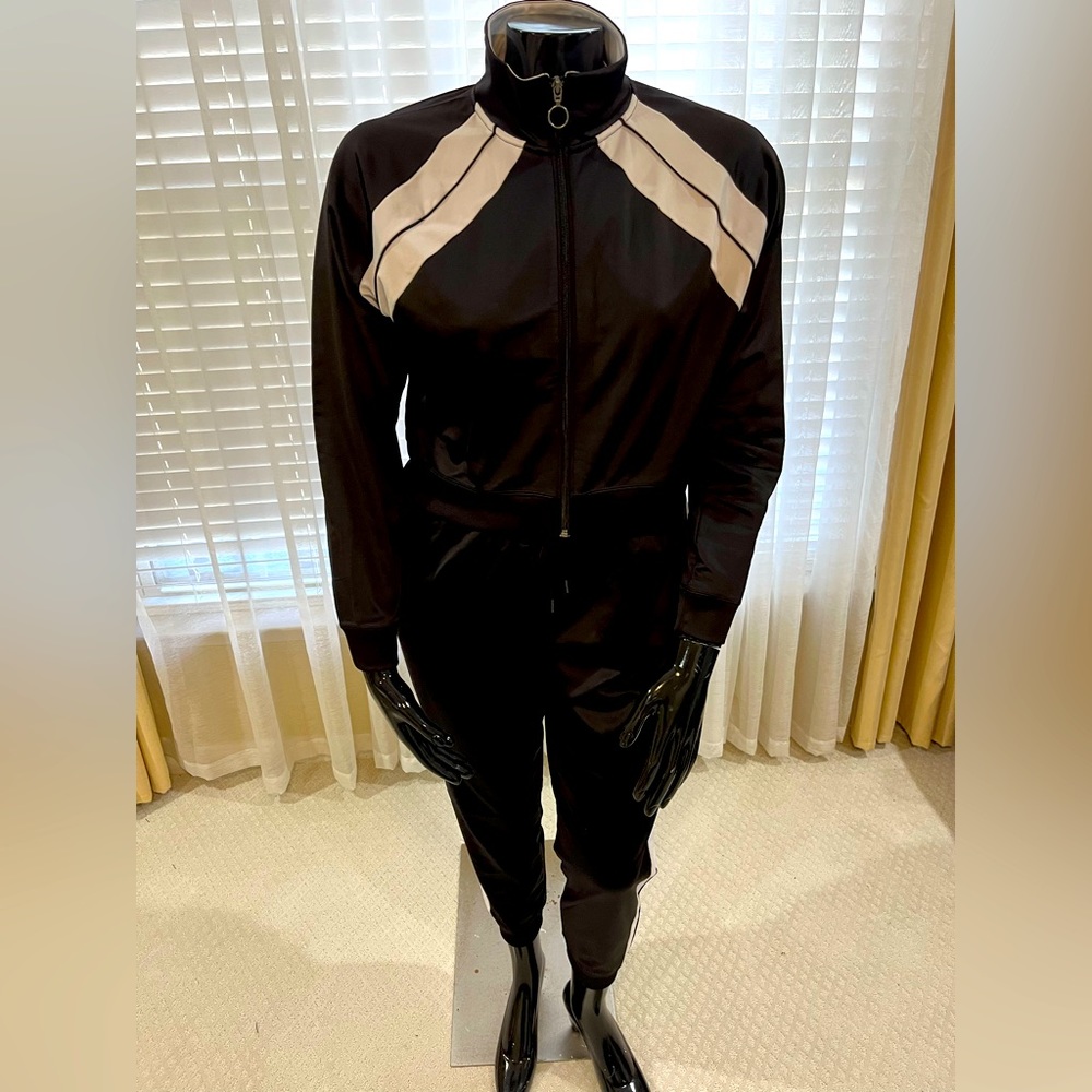 Fila Retro inspiration Jogging Suit- Half Jacket XL, Pant L